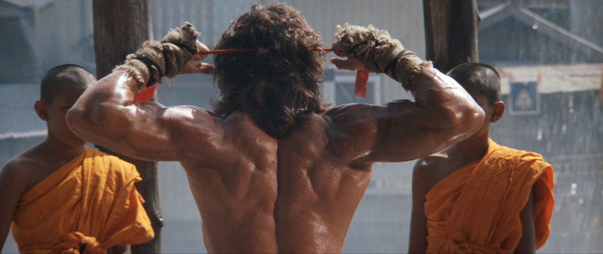 Fuggire dai problemi e rifugiarsi in Oriente: il bypass spirituale colpisce anche Rambo