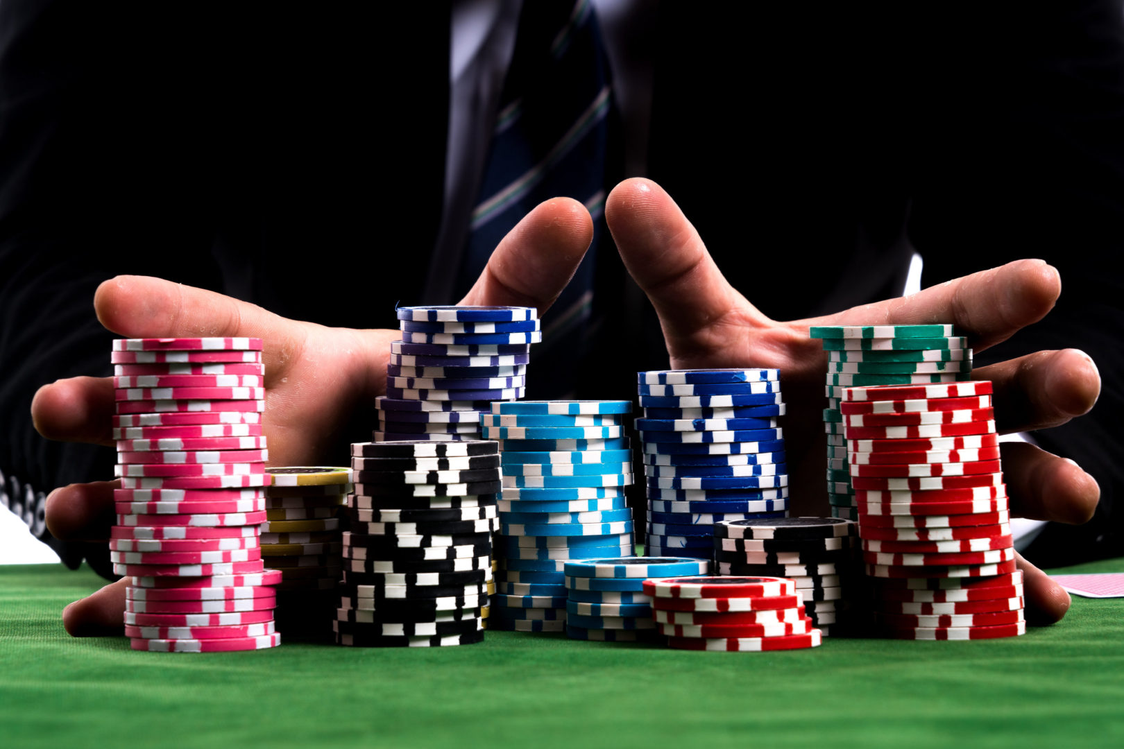 Poker – Come i giocatori professionisti usano la matematica per assicurarsi la vittoria