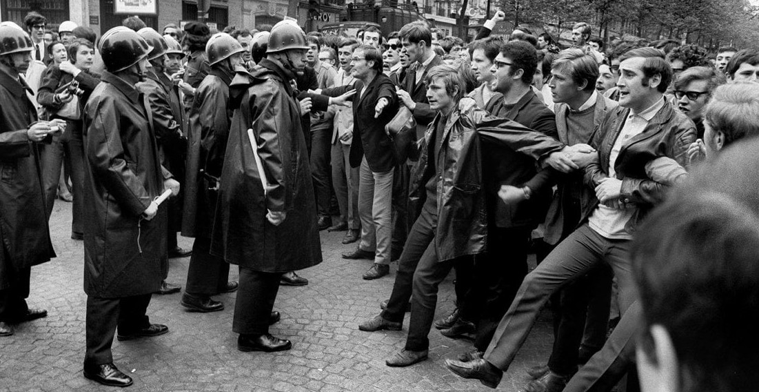 Essere individualisti o prendere la via del collettivismo? De Andrè paragona Stirner e Bakunin
