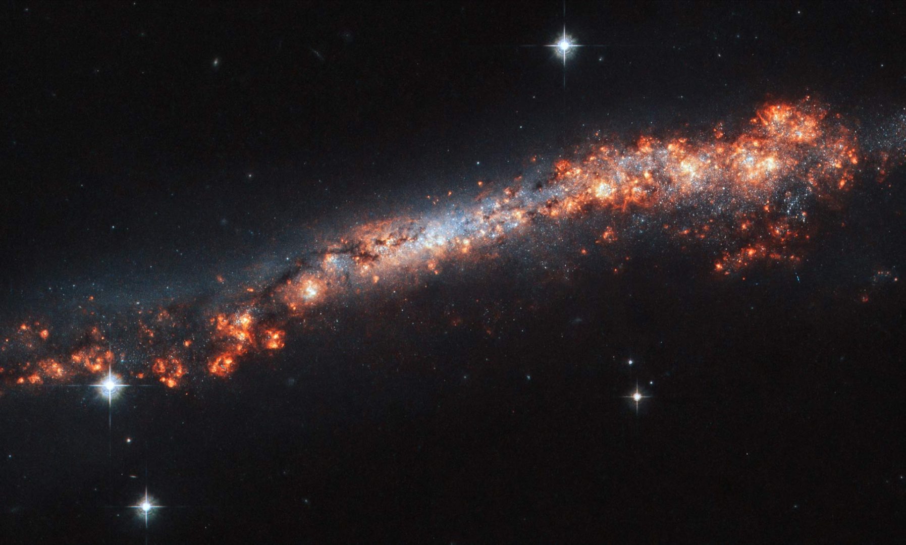 La polvere più antica del mondo viene dallo spazio e racconta il passato dell’universo