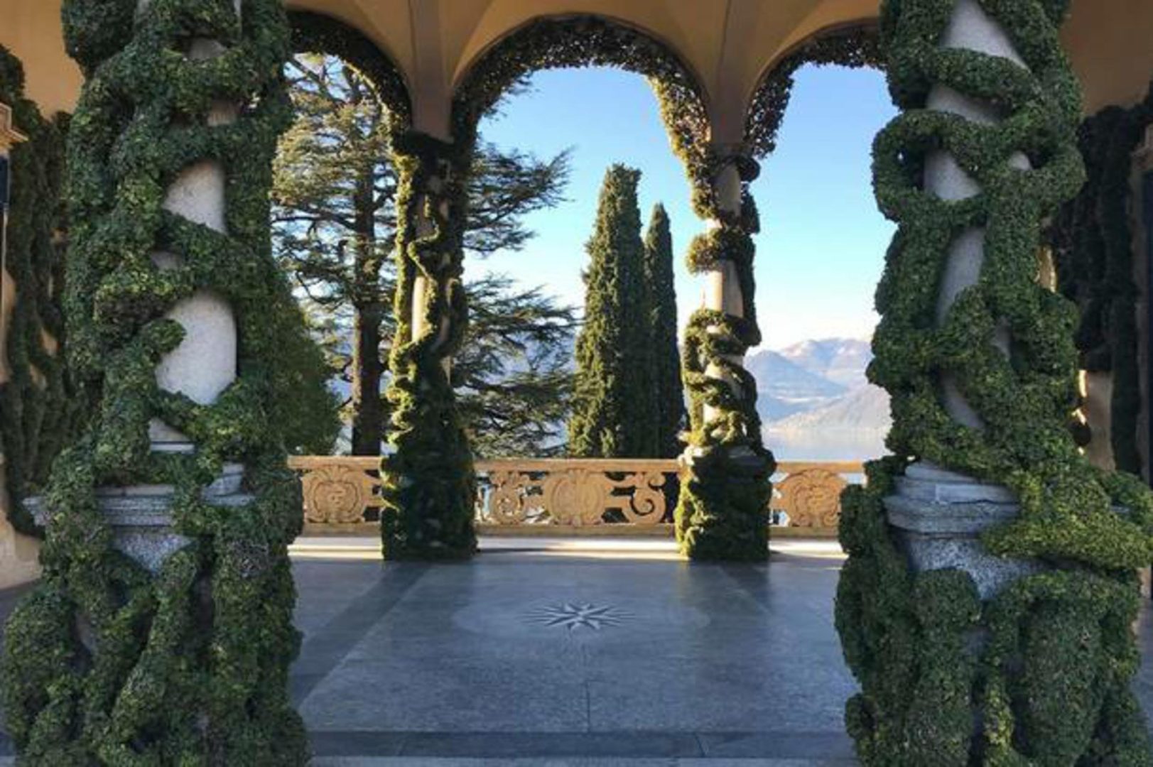 La dolcezza del lago di Como fluisce nell’inchiostro di Stendhal, Manzoni, Liszt e George Lucas