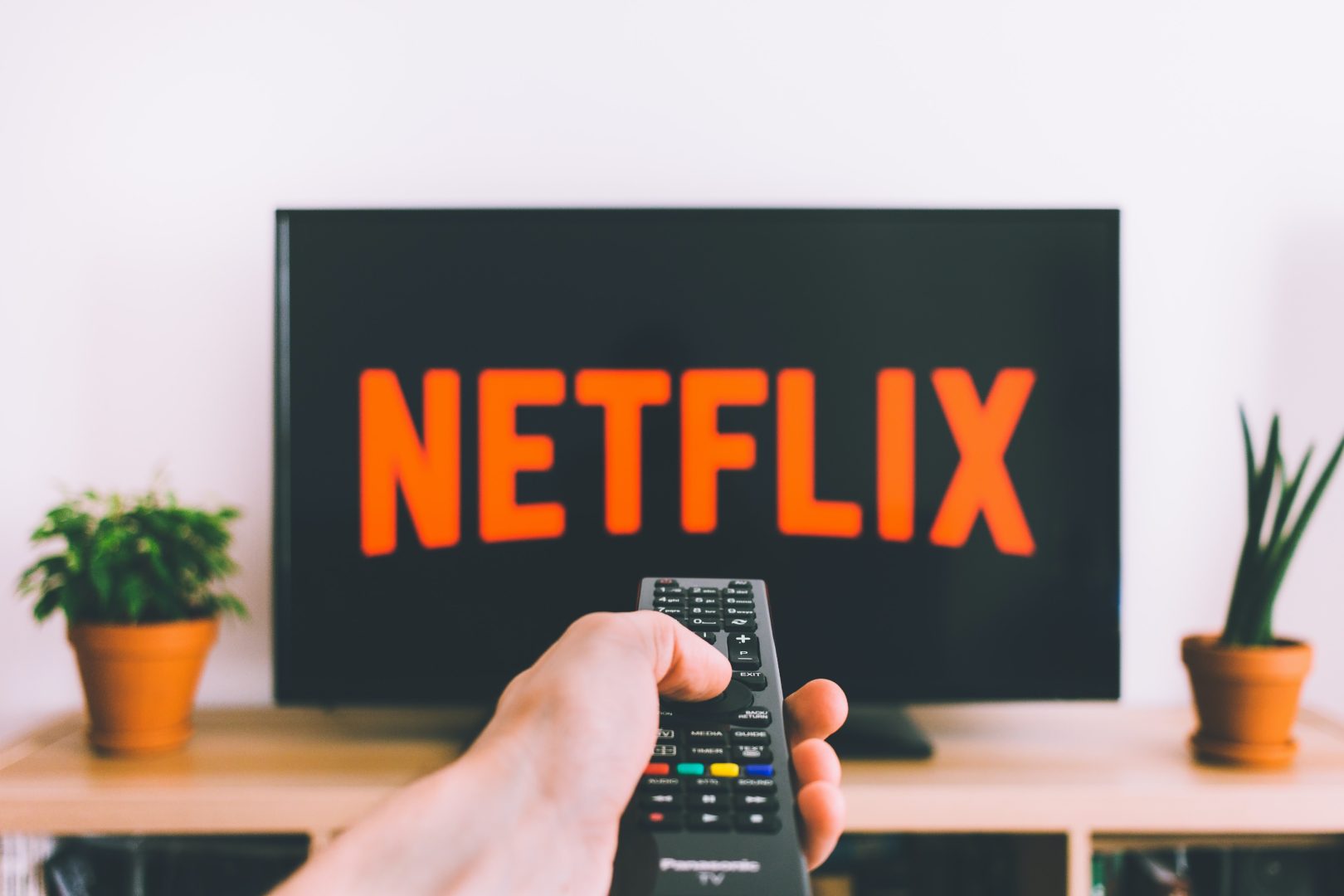 In molti amano le serie tv, ma in quanti ne conoscono davvero le origini?