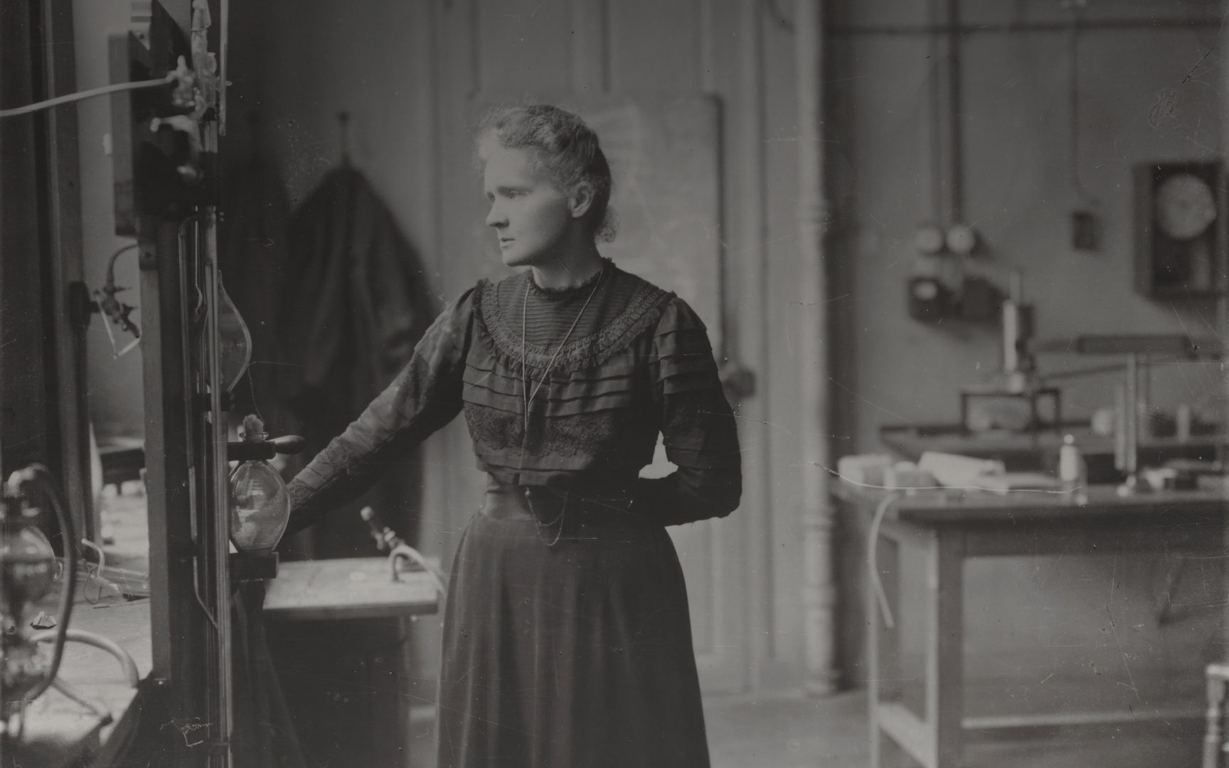 Marie Curie: una donna con una storia straordinaria che ha vinto due premi Nobel nella fisica e chimica