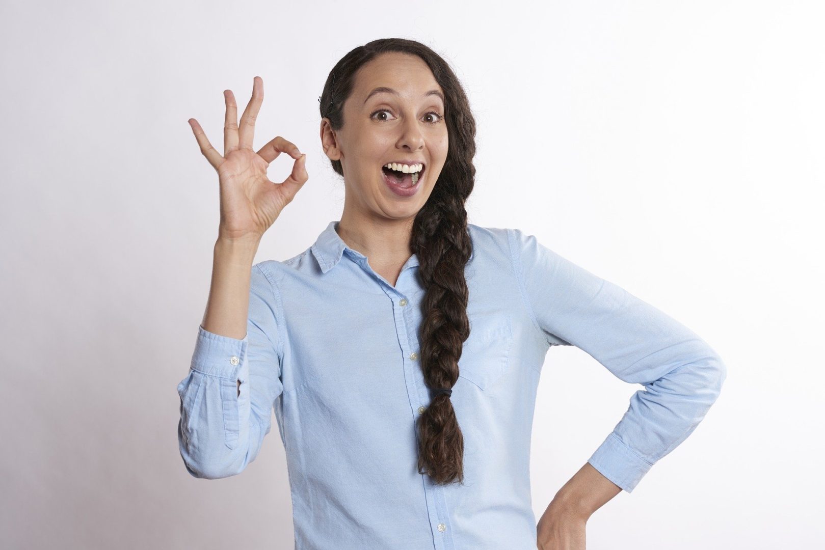 Che cos’è la positività tossica? Quando pensare (troppo) positivo diventa giudizio e senso di colpa