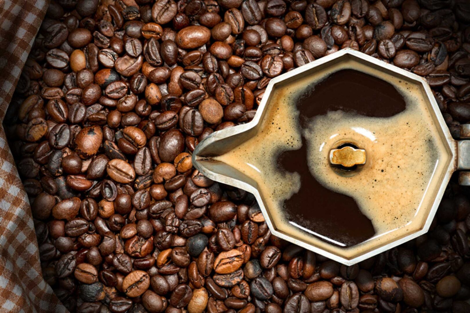 La fisica dietro un buon caffè: scopriamo il funzionamento della Moka