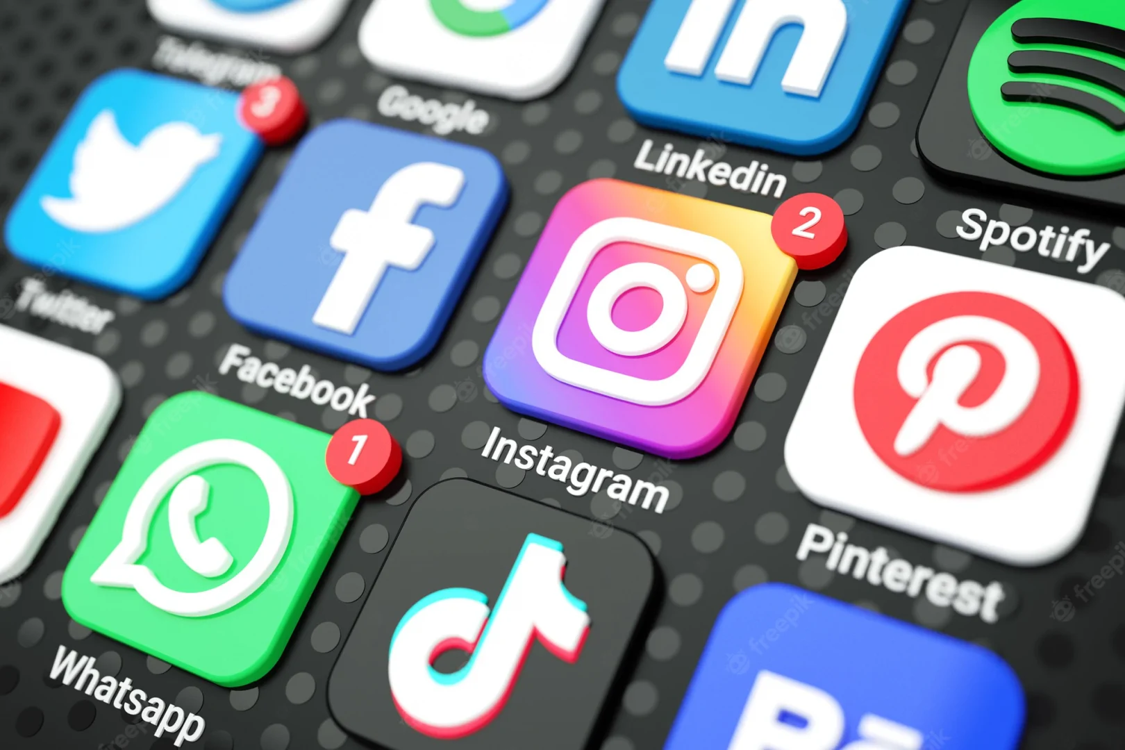 I social potrebbero ovviare al problema del divario crescente tra politica e giovani? Scopriamolo insieme