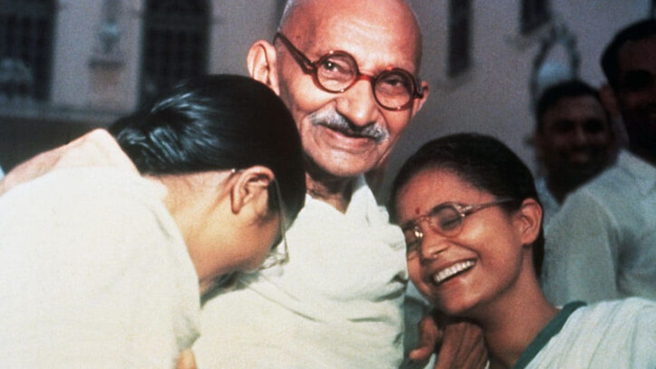 Il 2 ottobre 1869 nasceva “Mahatma” Gandhi, l’ispiratore dei movimenti pacifisti contro la repressione