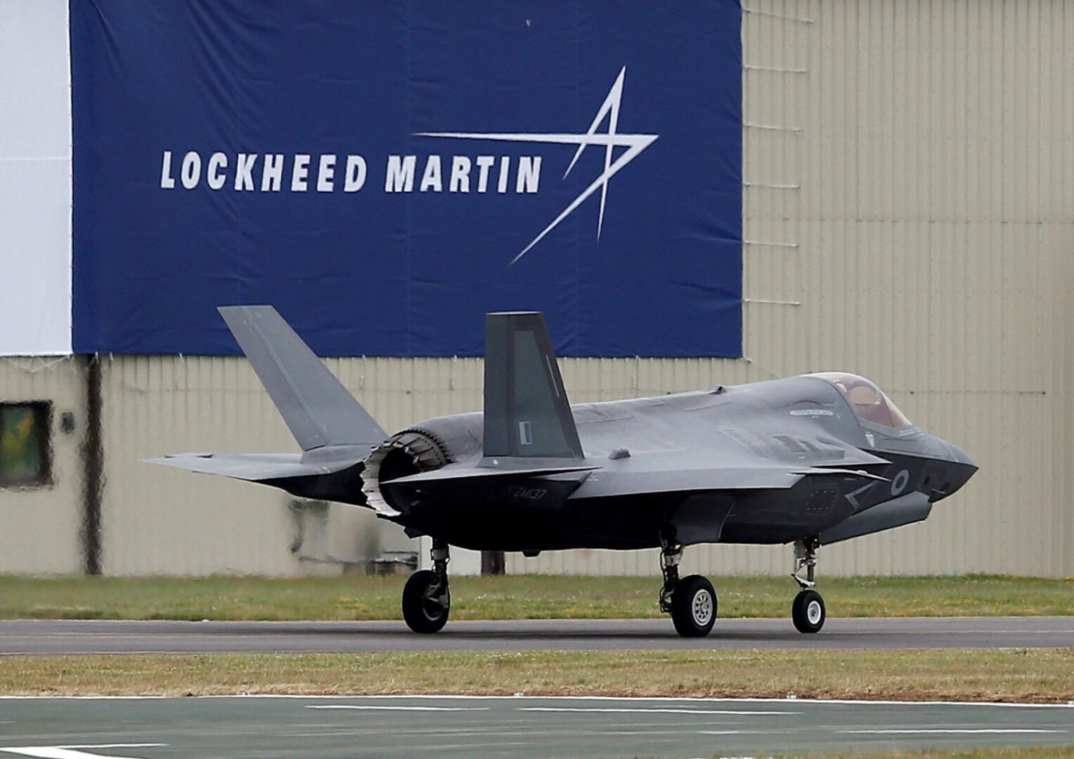 A 44 anni dalla fine del processo Lockheed, ricordiamone lo scandalo inedito