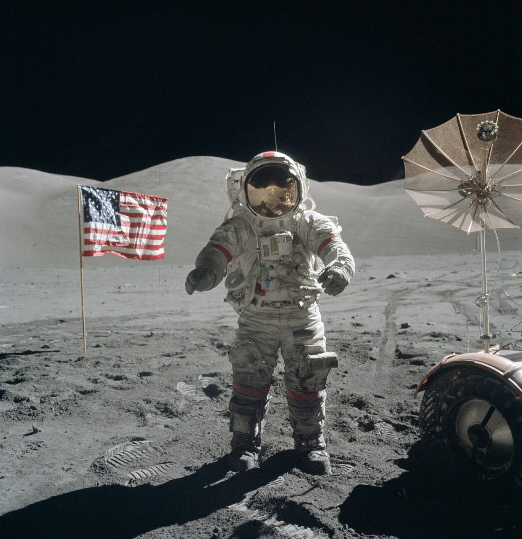 Non trovi più il tuo senno? tranquillo, l’avrà recuperato Neil Armstrong sulla Luna