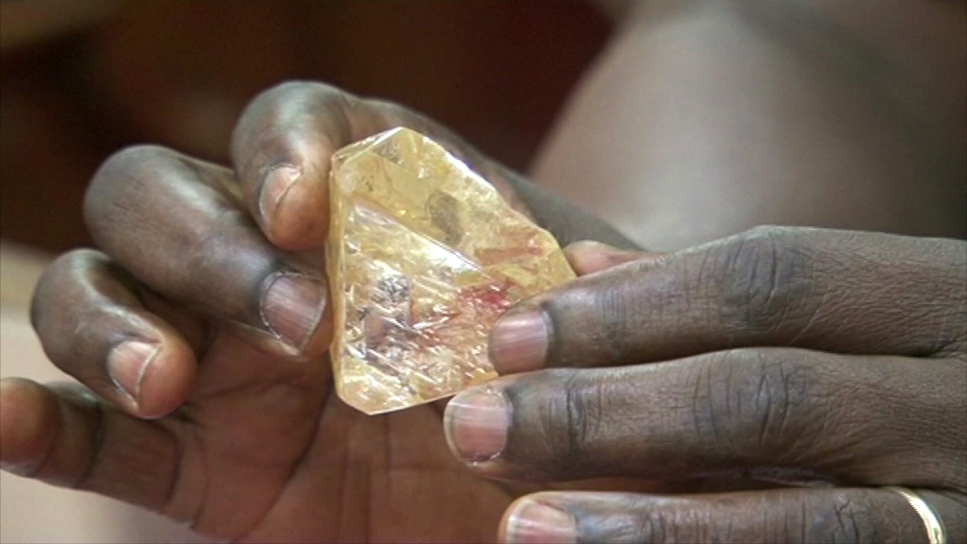 Che cosa sono i Blood Diamonds di cui parla Kanye West? Scopriamolo insieme