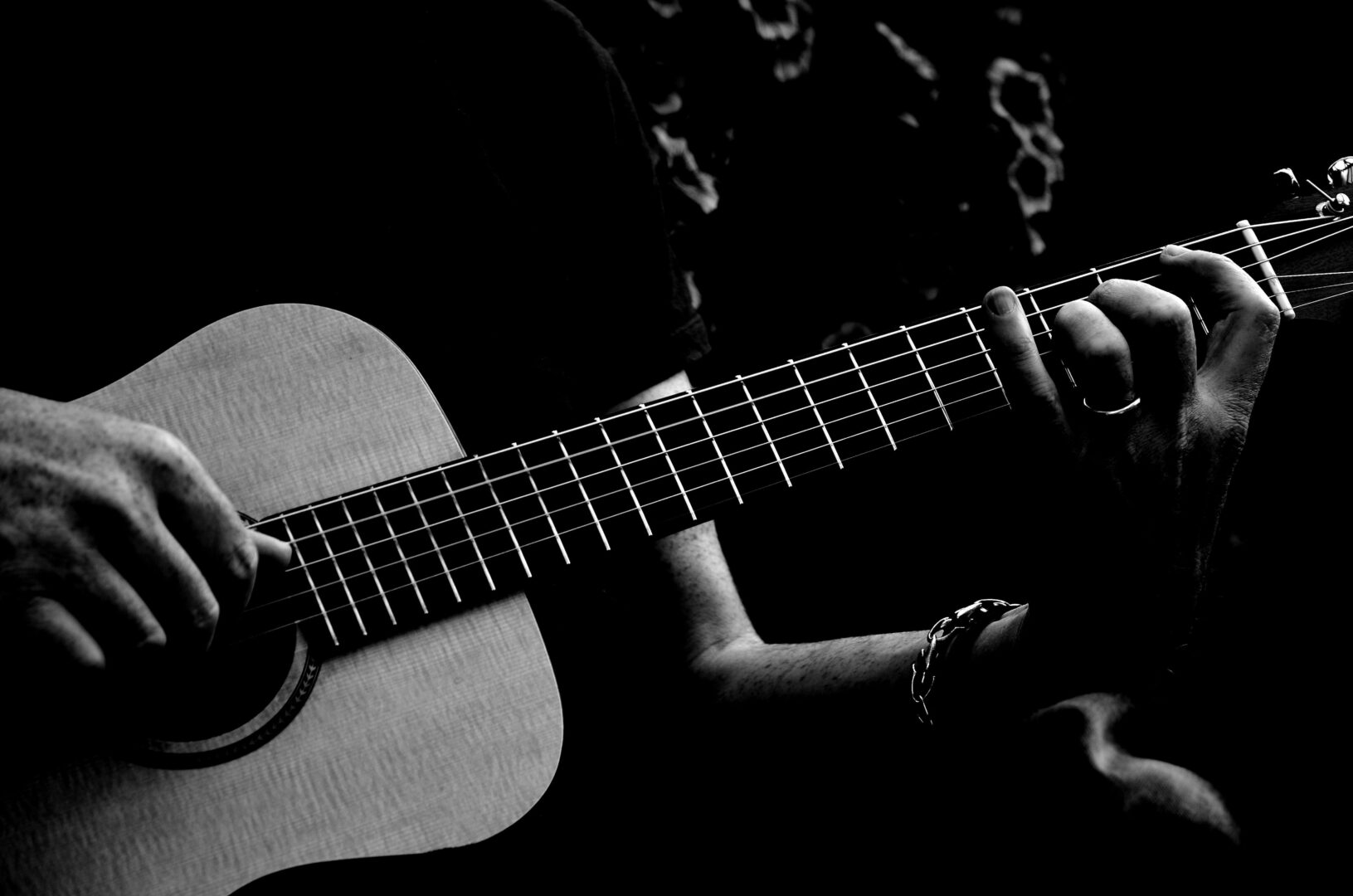Robert Johnson e la sua vita enigmatica tra blues, patti col diavolo e maledizioni