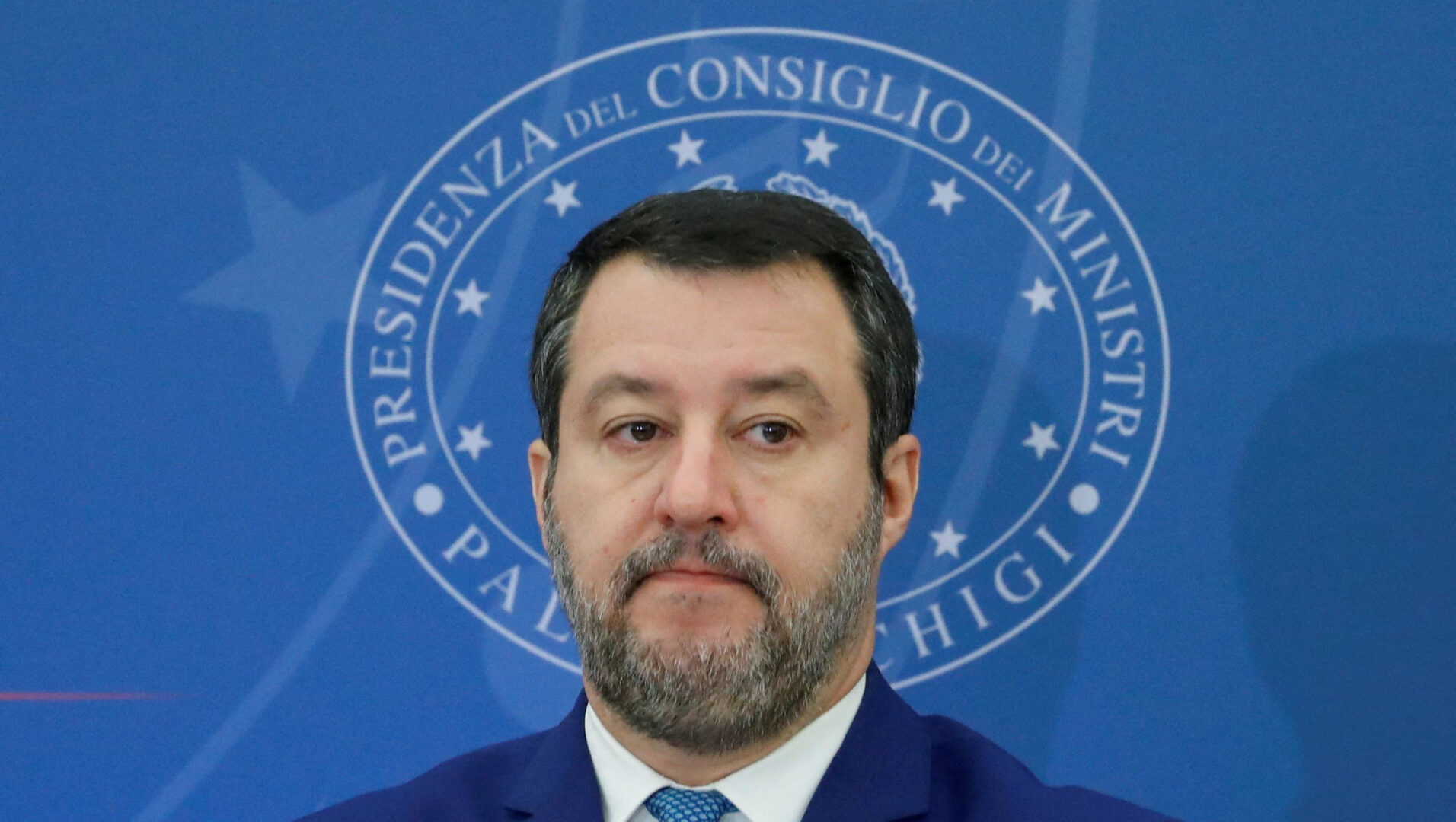 ‘Il fatto non sussiste’: assolto Salvini perché ‘Difendere la Patria non è reato’