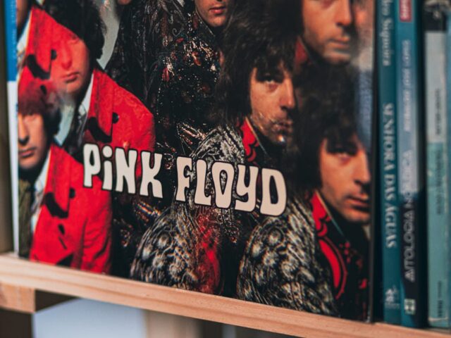 Vediamo l’evolversi dell’amore nel tempo con Catullo, Dante e i Pink Floyd
