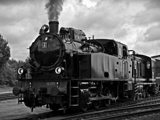 Scopriamo il collegamento tra “La Locomotiva” di Guccini e la rivoluzione industriale