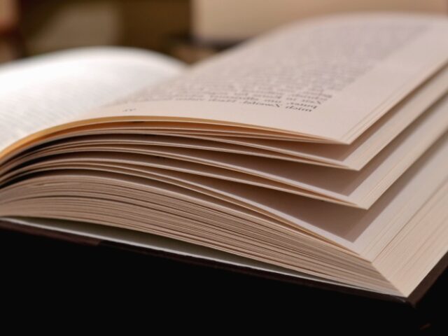 Elsa Morante e Francesco De Gregori svelano come la memoria deforma costantemente il nostro passato